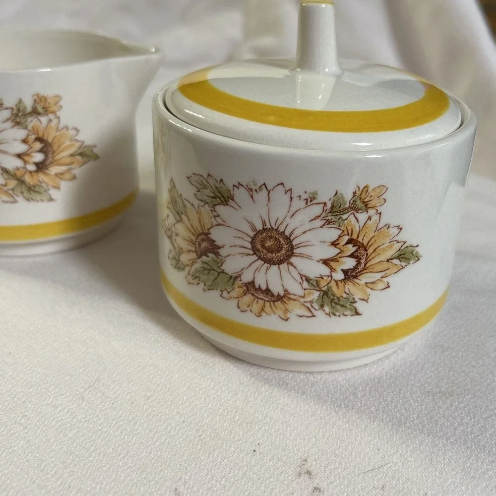 Bright‎ Morn Creamer and Sugar Bowl Ceramic